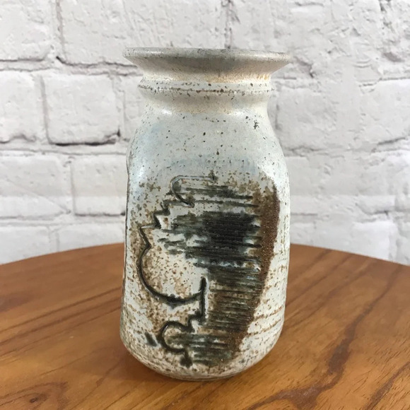 Vintage Four Sided Textured Decorative Vase - Picture 2 of 5